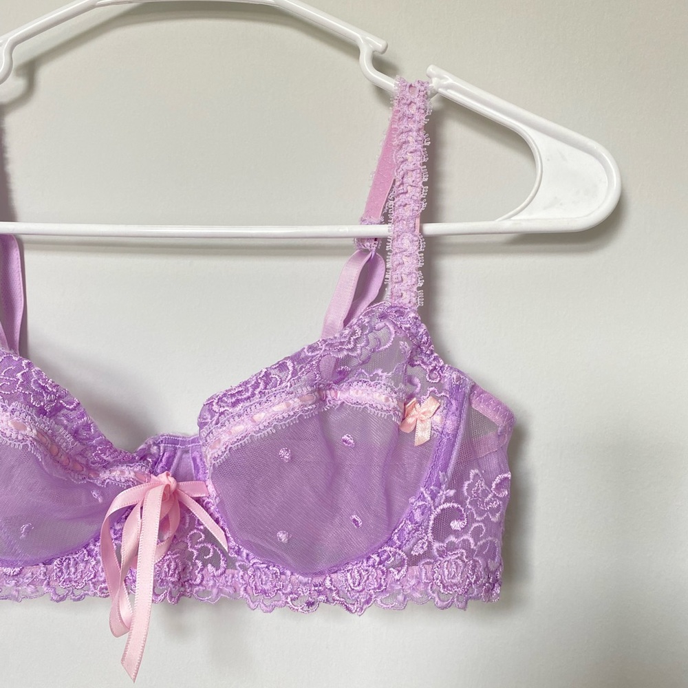 victoria secret lace bra